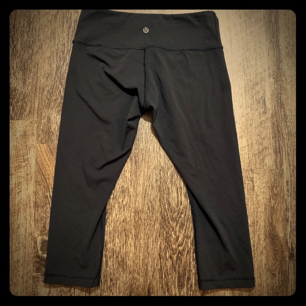 Lululemon cropped leggings